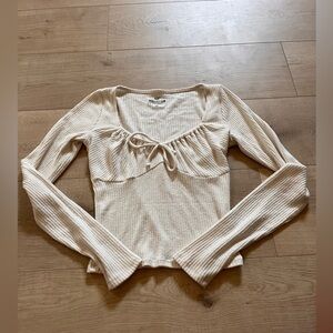 Women’s Hollister White Sweater